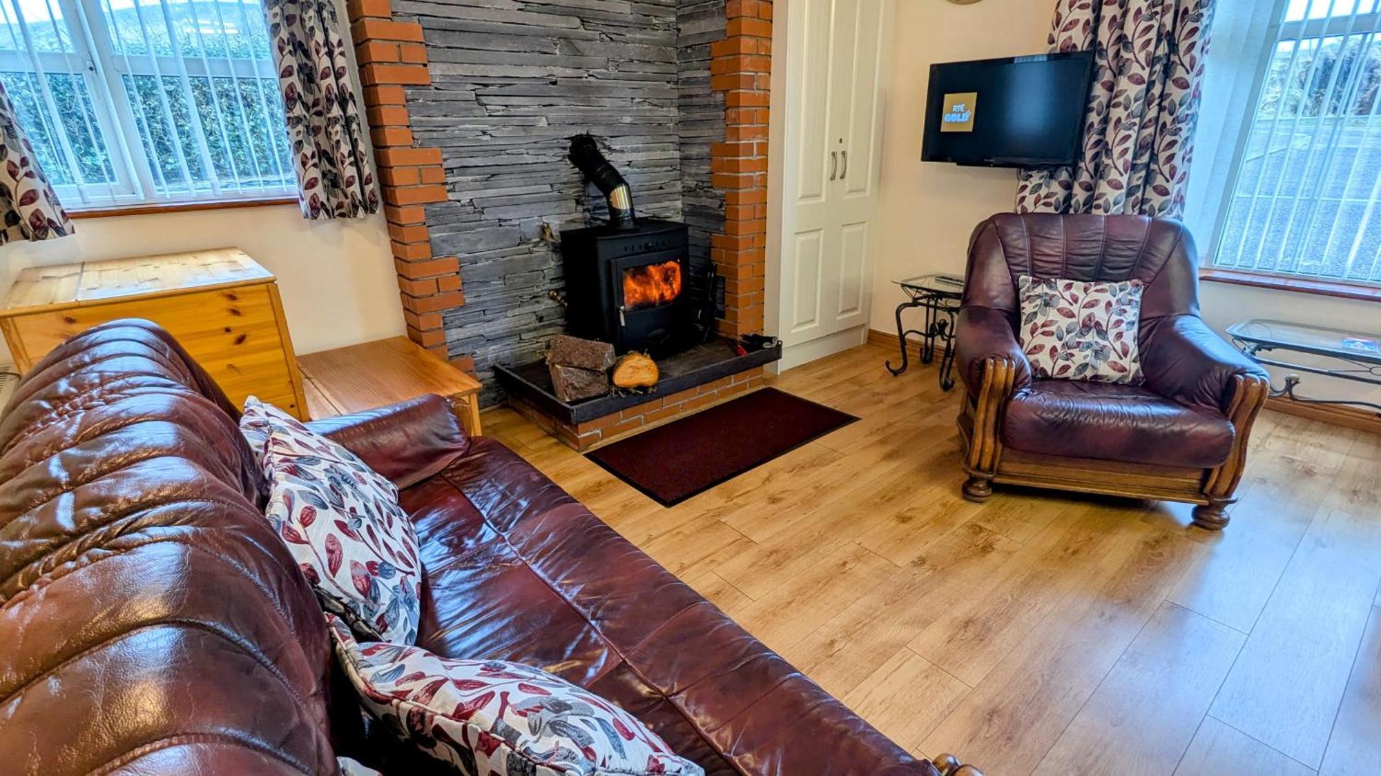 Skellig View Sunset Cliffs View Apartment Portmagee Exterior photo